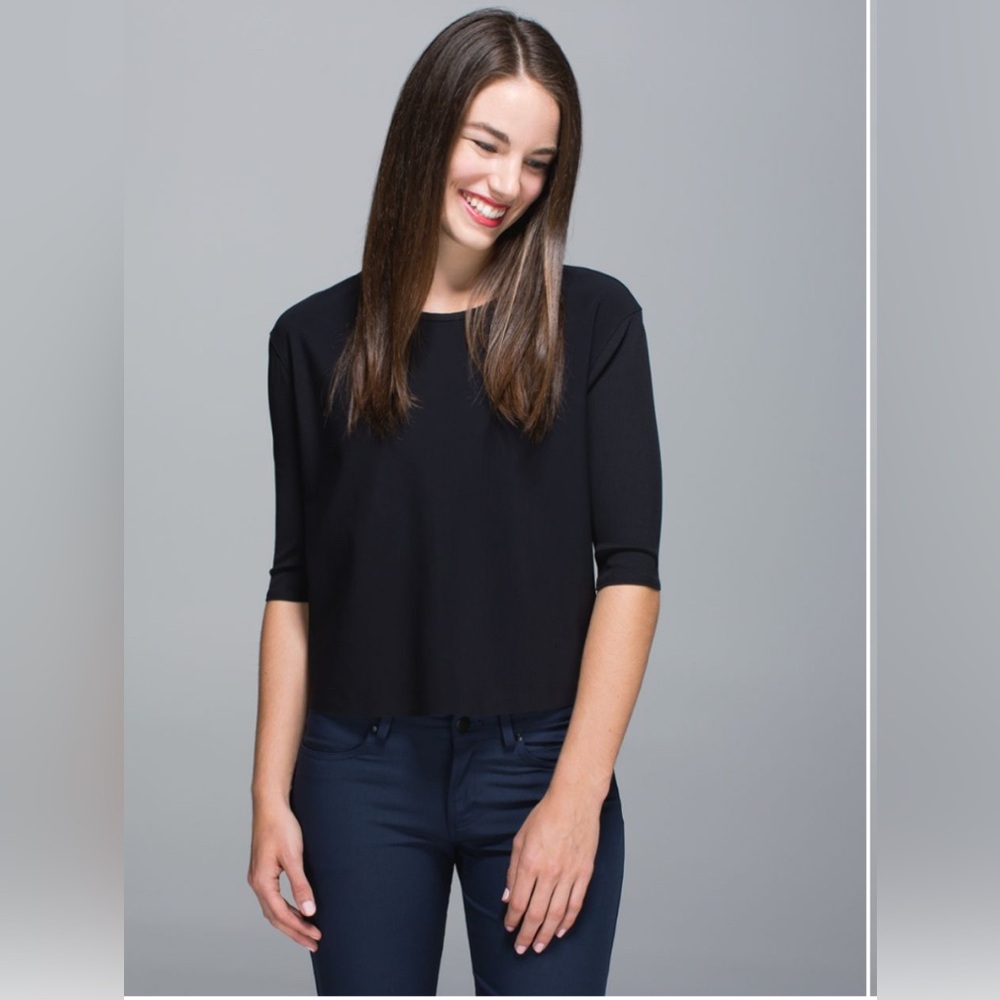NWT Lululemon Out of This World Tee 6 Black